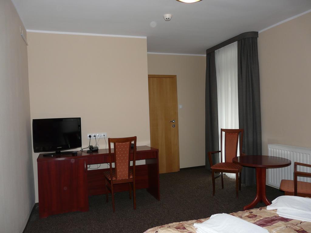 Golecin Noclegi Poznan Room photo