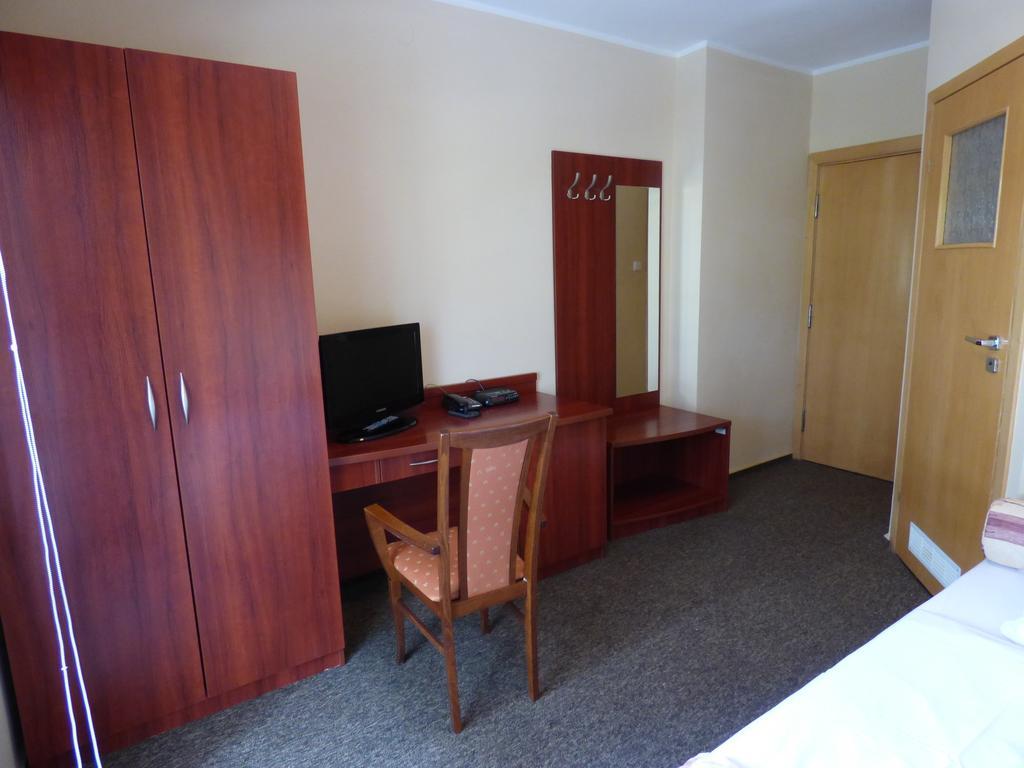 Golecin Noclegi Poznan Room photo